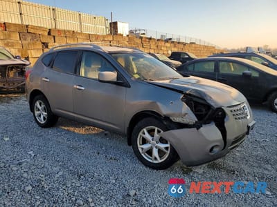 Czwarte zdjęcie samochodu z boku: 2010 NISSAN ROGUE SL VIN:JN8AS5MT4AW001073 - miniatura