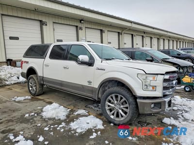 Czwarte zdjęcie samochodu z boku: 2016 FORD F150 SUPERCREW VIN:1FTEW1EG8GFD49186 - miniatura