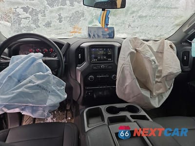Zdjęcie 8 z 12 samochodu: 2019 CHEVROLET SILVERADO K1500 VIN:1GCRYAEH0KZ398409 - miniatura