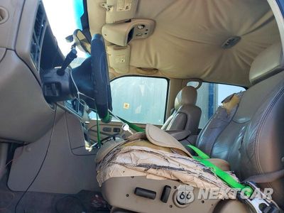 Zdjęcie 7 z 11 samochodu: 2005 GMC NEW SIERRA C1500 VIN:2GTEC13T451116208 - miniatura