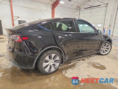 Trzecie zdjęcie samochodu z tyłu: 2024 TESLA MODEL Y VIN:7SAYGDEE4RA216569 - miniatura
