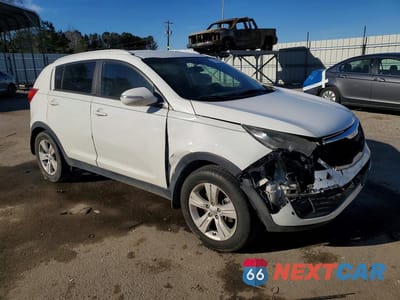 Czwarte zdjęcie samochodu z boku: 2013 KIA SPORTAGE LX VIN:KNDPB3A21D7429736 - miniatura