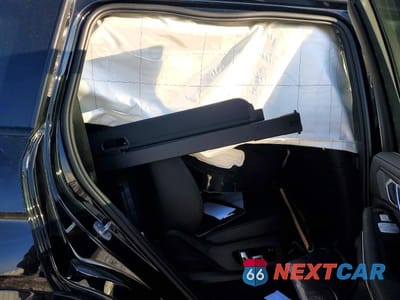 Zdjęcie 10 z 12 samochodu: 2025 BMW X7 M60I VIN:5UX33EM01S9W24690 - miniatura