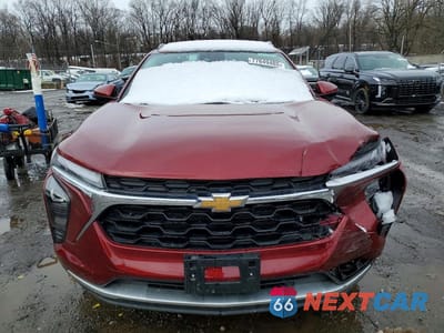 Piąte zdjęcie samochodu w środku: 2025 CHEVROLET TRAX 1LT VIN:KL77LHEP1SC233264 - miniatura