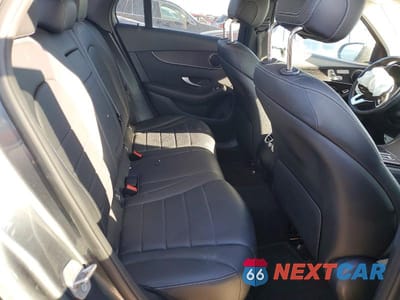 Zdjęcie 10 z 11 samochodu: 2021 MERCEDES-BENZ GLC 300 4MATIC VIN:W1N0G8EB3MV274668 - miniatura