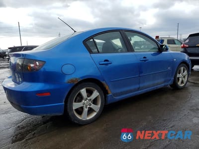 Trzecie zdjęcie samochodu z tyłu: 2005 MAZDA 3 VIN:JM1BK123851281515 - miniatura