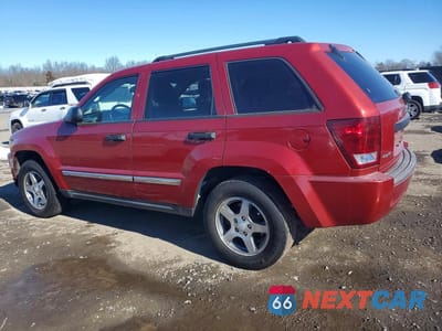 Drugie zdjęcie samochodu z przodu: 2005 JEEP GRAND CHEROKEE LAREDO VIN:1J4GR48KX5C646762 - miniatura