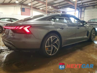 Trzecie zdjęcie samochodu z tyłu: 2024 AUDI RS E-TRON GT VIN:WAUBHBFW1R7901789 - miniatura