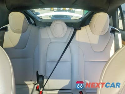 Zdjęcie 10 z 13 samochodu: 2021 TESLA MODEL X VIN:5YJXCAE23MF322872 - miniatura