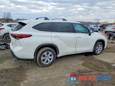 Trzecie zdjęcie samochodu z tyłu: 2020 TOYOTA HIGHLANDER L VIN:5TDCZRBH9LS002132 - miniatura