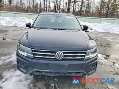 Piąte zdjęcie samochodu w środku: 2020 VOLKSWAGEN TIGUAN SE VIN:3VV2B7AX5LM153905 - miniatura