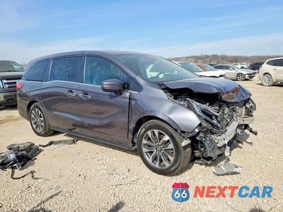Czwarte zdjęcie samochodu z boku: 2021 HONDA ODYSSEY EXL VIN:5FNRL6H72MB025654 - miniatura