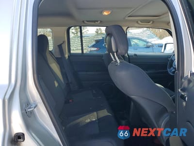 Zdjęcie 11 z 13 samochodu: 2011 JEEP PATRIOT SPORT VIN:1J4NF1GB4BD202461 - miniatura