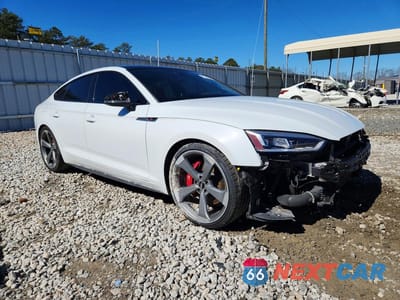 Czwarte zdjęcie samochodu z boku: 2019 AUDI S5 PRESTIGE VIN:WAUC4CF59KA089843 - miniatura