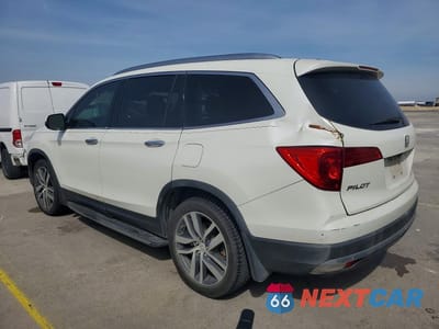 Drugie zdjęcie samochodu z przodu: 2017 HONDA PILOT ELITE VIN:5FNYF6H07HB099759 - miniatura