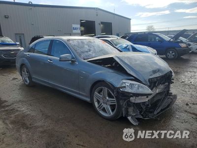 Czwarte zdjęcie samochodu z boku: 2012 MERCEDES-BENZ S 550 4MATIC VIN:WDDNG9EB9CA455868 - miniatura