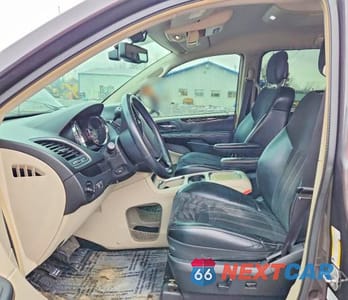 Zdjęcie 7 z 12 samochodu: 2014 CHRYSLER TOWN & COUNTRY TOURING L VIN:2C4RC1CGXER421542 - miniatura