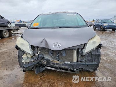 Piąte zdjęcie samochodu w środku: 2011 TOYOTA SIENNA LE VIN:5TDJK3DC4BS023849 - miniatura