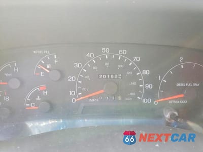 Zdjęcie 9 z 12 samochodu: 2000 FORD F350 SRW SUPER DUTY VIN:1FTSW31F1YEB12946 - miniatura