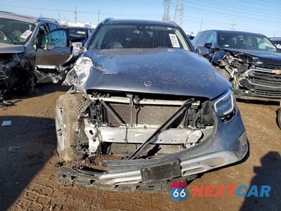 Piąte zdjęcie samochodu w środku: 2021 MERCEDES-BENZ GLC 300 4MATIC VIN:W1N0G8EB3MV274668 - miniatura