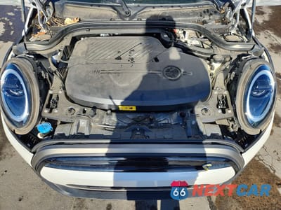 Zdjęcie 12 z 15 samochodu: 2024 MINI COOPER SE VIN:WMW13DJ00R2V29349 - miniatura