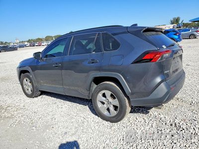 Drugie zdjęcie samochodu z przodu: 2021 TOYOTA RAV4 XLE VIN:2T3W1RFV1MC123551 - miniatura