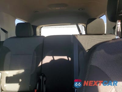 Zdjęcie 10 z 14 samochodu: 2021 CHEVROLET TRAVERSE LS VIN:1GNEVLKW7MJ125126 - miniatura
