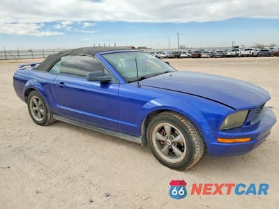 Czwarte zdjęcie samochodu z boku: 2005 FORD MUSTANG VIN:1ZVHT84N055253857 - miniatura