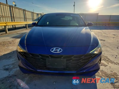 Piąte zdjęcie samochodu w środku: 2022 HYUNDAI ELANTRA SEL VIN:5NPLS4AG3NH068474 - miniatura