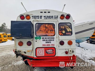Zdjęcie 6 z 13 samochodu: 2002 FORD ECONOLINE E350 SUPER DUTY CUTAWAY VAN VIN:1FDSE35F22HA82659 - miniatura