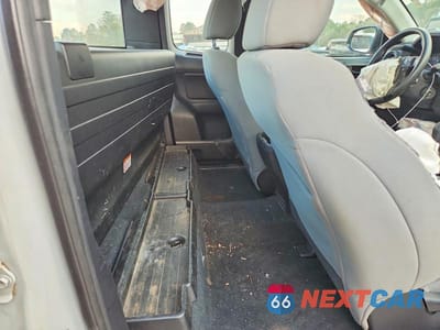 Zdjęcie 10 z 11 samochodu: 2018 TOYOTA TACOMA ACCESS CAB VIN:5TFRX5GN6JX122341 - miniatura