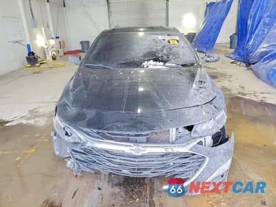 Piąte zdjęcie samochodu w środku: 2020 CHEVROLET MALIBU RS VIN:1G1ZG5ST4LF137461 - miniatura