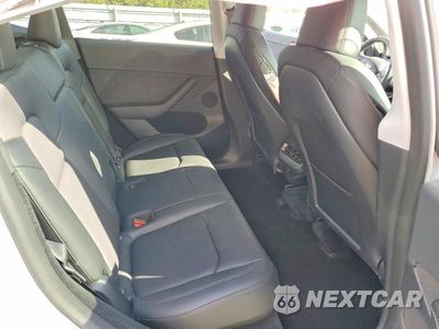 Zdjęcie 10 z 11 samochodu: 2023 TESLA MODEL Y VIN:7SAYGDEE5PF771191 - miniatura