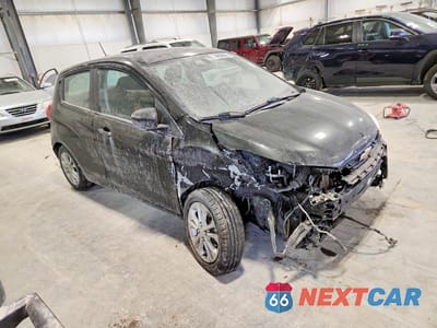 Czwarte zdjęcie samochodu z boku: 2021 CHEVROLET SPARK 1LT VIN:KL8CD6SA8MC718807 - miniatura