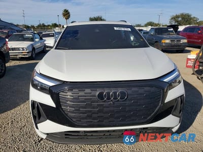 Piąte zdjęcie samochodu w środku: 2024 AUDI Q4 E-TRON PREMIUM PLUS VIN:WA1L2BFZ5RP023085 - miniatura