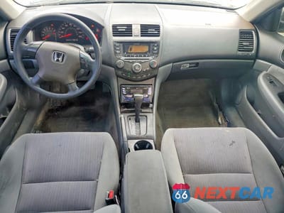 Zdjęcie 8 z 12 samochodu: 2003 HONDA ACCORD LX VIN:1HGCM56303A081632 - miniatura