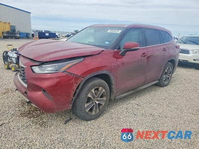 2021 TOYOTA HIGHLANDER XLE 5TDGZRAHXMS524451 - główne zdjęcie licytacji z USA - miniatura