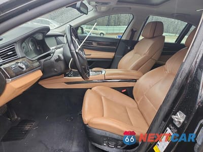 Zdjęcie 7 z 11 samochodu: 2012 BMW 740 I VIN:WBAKA4C54CC613467 - miniatura