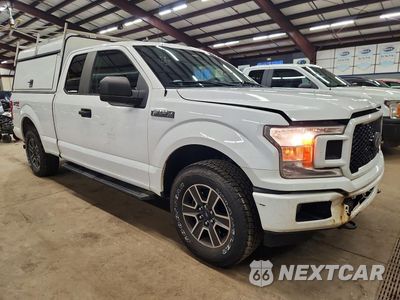 Czwarte zdjęcie samochodu z boku: 2019 FORD F150 SUPER CAB VIN:1FTEX1EP3KKF20956 - miniatura