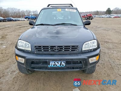 Piąte zdjęcie samochodu w środku: 1999 TOYOTA RAV4 VIN:JT3HP10V3X7121322 - miniatura