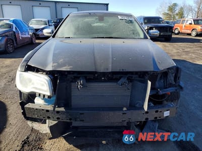 Piąte zdjęcie samochodu w środku: 2021 CHRYSLER 300 TOURING VIN:2C3CCAAG0MH589434 - miniatura