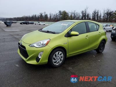 2015 TOYOTA PRIUS C JTDKDTB31F1105056 - główne zdjęcie licytacji z USA - miniatura