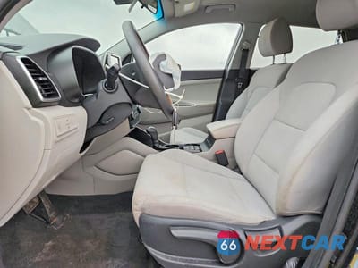 Zdjęcie 7 z 13 samochodu: 2019 HYUNDAI TUCSON SE VIN:KM8J2CA48KU007819 - miniatura