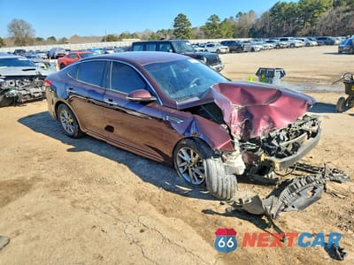 Czwarte zdjęcie samochodu z boku: 2019 KIA OPTIMA LX VIN:5XXGT4L39KG301371 - miniatura