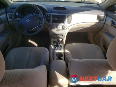 Zdjęcie 8 z 12 samochodu: 2007 KIA OPTIMA LX VIN:KNAGE123975160238 - miniatura