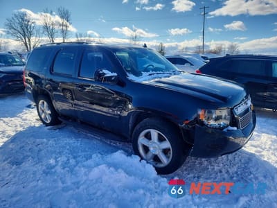 Czwarte zdjęcie samochodu z boku: 2007 CHEVROLET TAHOE K1500 VIN:1GNFK13047R185625 - miniatura