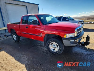 Czwarte zdjęcie samochodu z boku: 2001 DODGE RAM 1500 VIN:3B7HF13Z91G776299 - miniatura