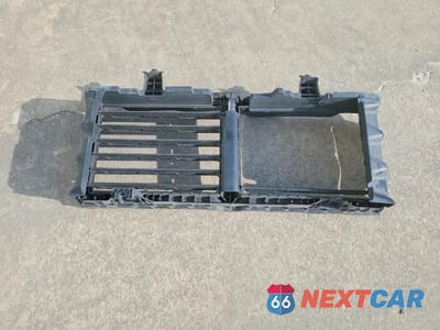 Zdjęcie 12 z 12 samochodu: 2019 NISSAN TITAN SV VIN:1N6AA1E58KN502270 - miniatura