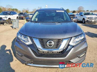 Piąte zdjęcie samochodu w środku: 2020 NISS ROGUE S VIN:5N1AT2MTXLC816823 - miniatura