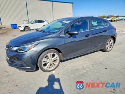 2017 CHEVROLET CRUZE LT 3G1BE6SMXHS585468 - główne zdjęcie licytacji z USA - miniatura